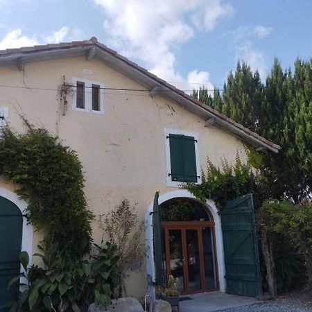 gite Pedelucq Pouillon Exterior foto